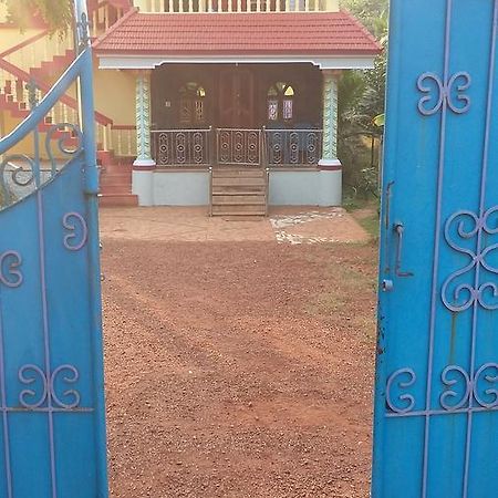 Hari Om Hotel Gokarna  Bagian luar foto