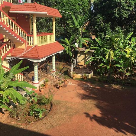 Hari Om Hotel Gokarna  Bagian luar foto