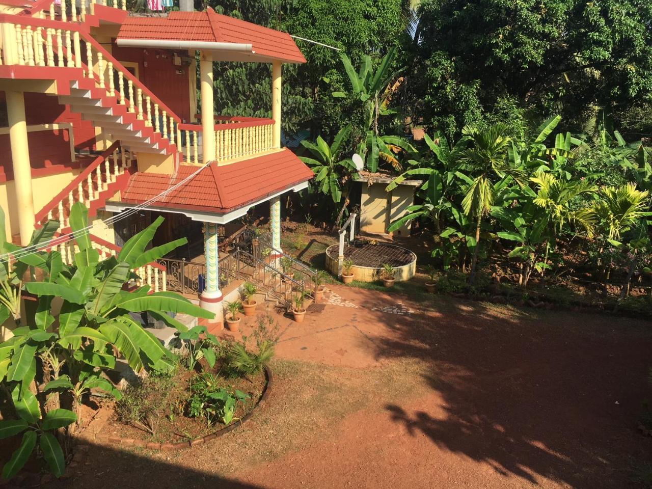 Hari Om Hotel Gokarna  Bagian luar foto