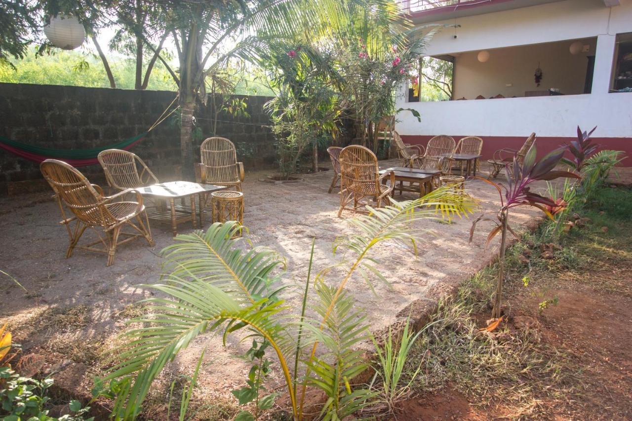Hari Om Hotel Gokarna  Bagian luar foto